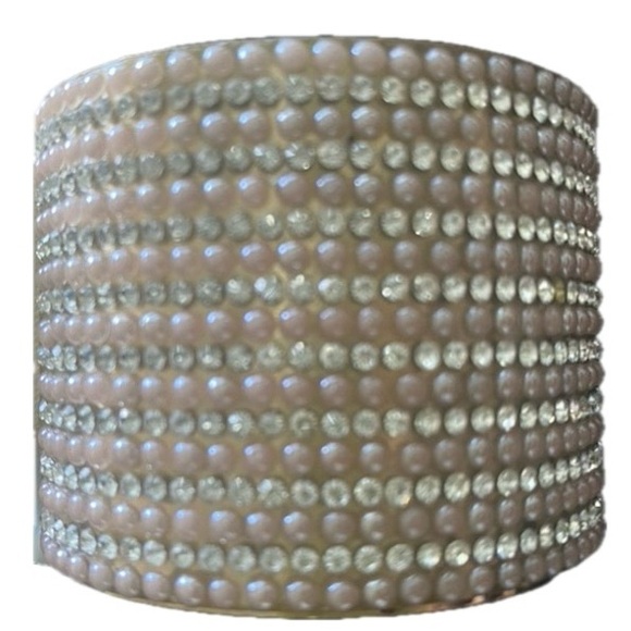 Bracelet - Picture 1 of 5